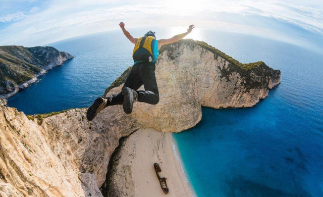Salto base